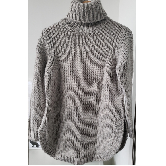 Minimum Sweaters - Minimum Thick Knit Sweater